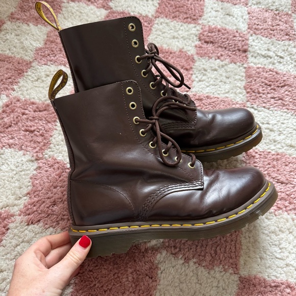 Dr. Martens 1460 Pascal in Chocolate Brown Size 8.5 US - Picture 9 of 10